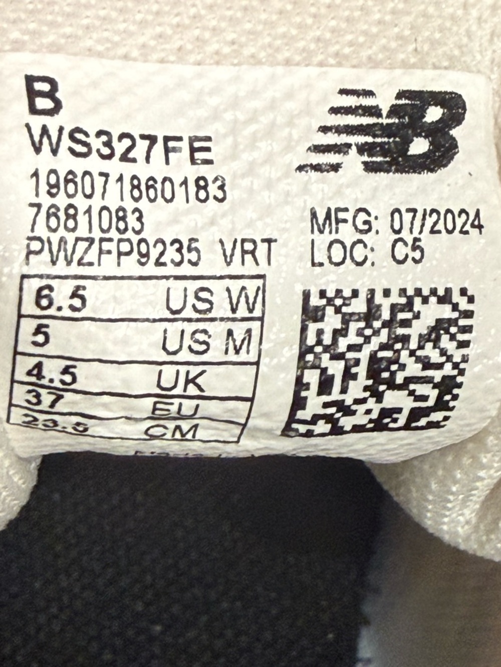New Balance Black and White 327 Sneakers Size 6.5 NWT - Picture 6 of 6